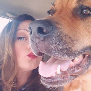 Meet your Posher, Alicia